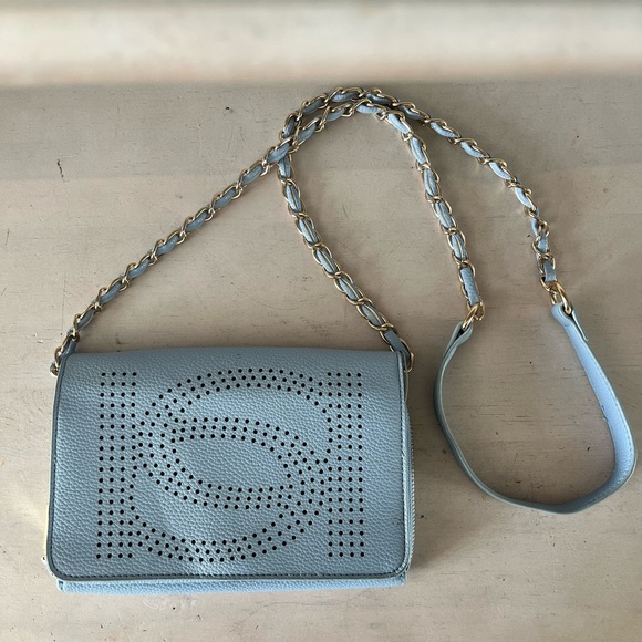 Bebe Crossbody - Picture 2 of 5